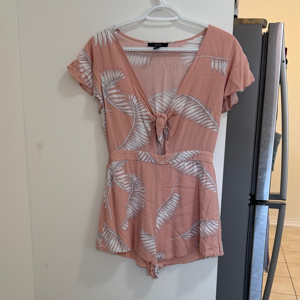 Forever 21 Blush Leaf Print Romper